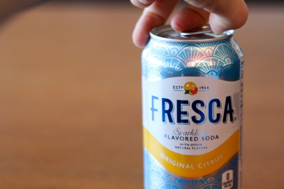Openning a fresca can