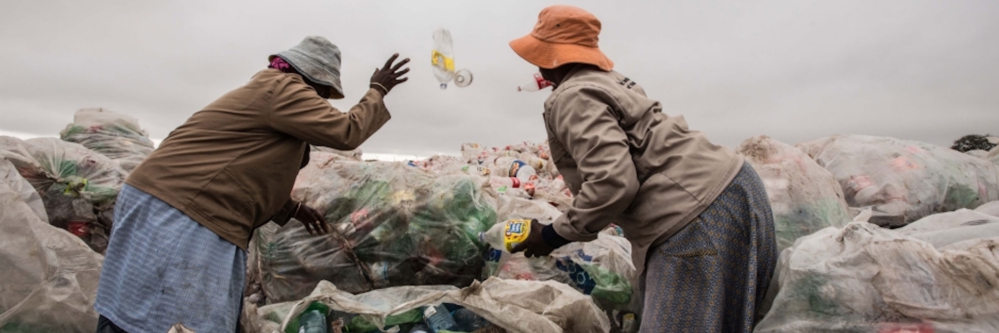 In that hour, an estimated 900 metric tons of plastic waste entered our oceans.