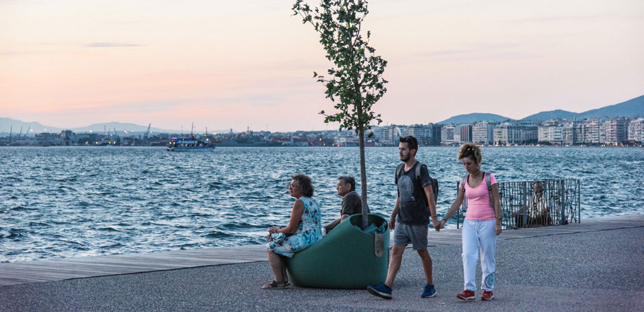 3D printed urban furniture already in place making the seafront of Thessaloniki even more beautiful